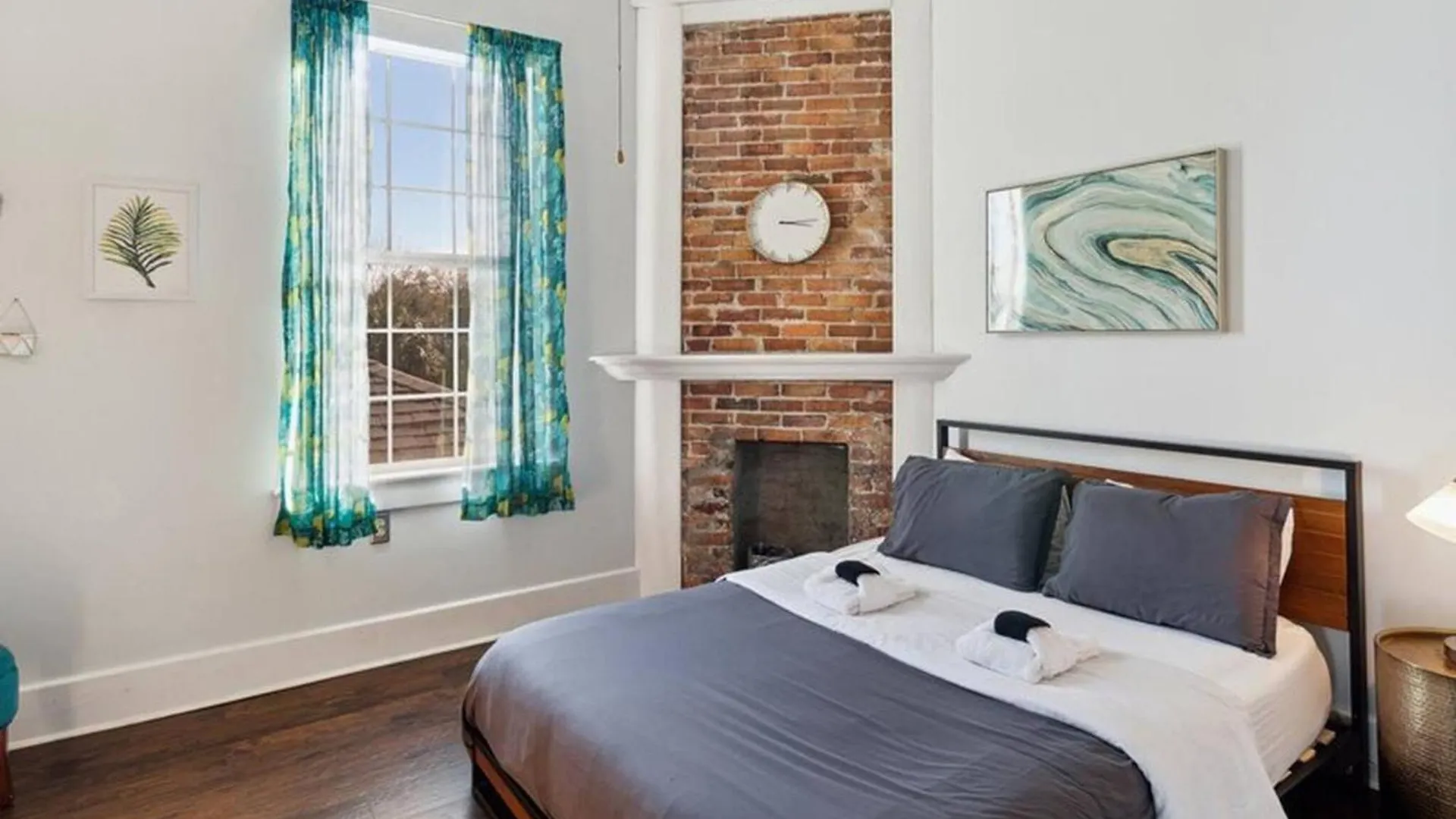 Perfect Place For Bachelorette & Birthday Weekends Savannah